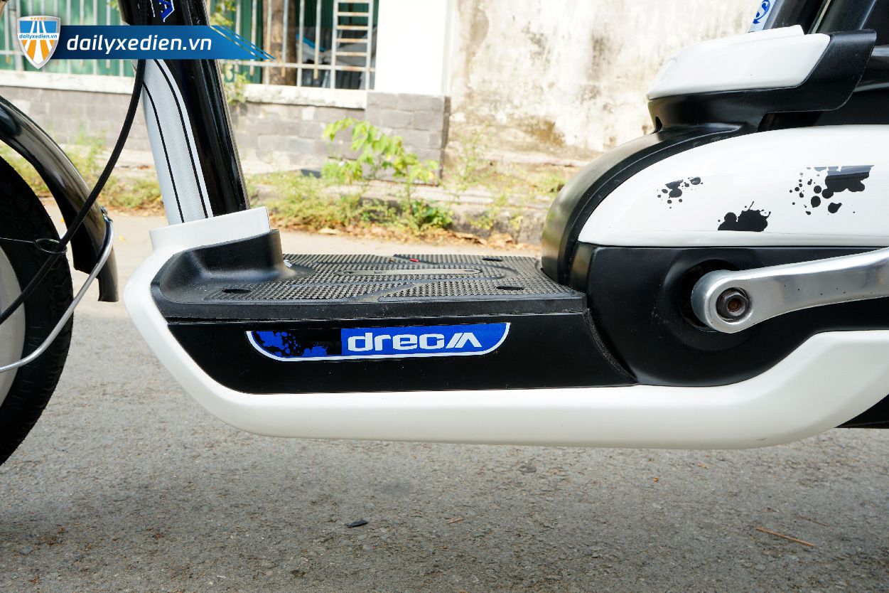 xe dap dien honda a6 new 09 - Xe đạp điện Honda A6 mẫu mới Robot