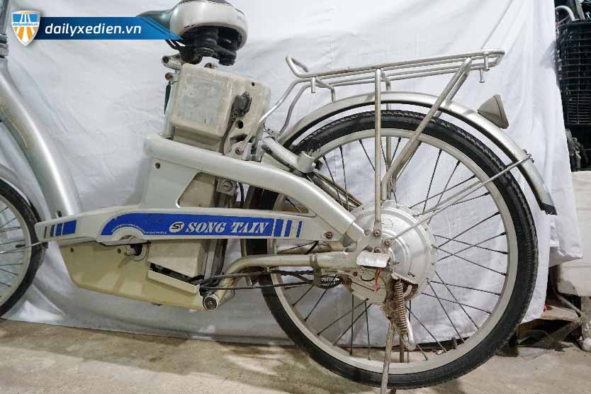 xe dap dien cu Song tain 03 - Xe đạp điện Song Tain cũ